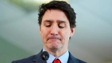 Trudeau duygusal anlar yaşadı: Trump'ın sözleri ve gümrük gerilimi
