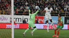 Aslan Alanya deplasmanında geriden gelerek kazandı
