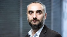 Pasaportuna el konulmuştu: İsmail Saymaz tepki gösterdi