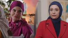 Kızılcık Şerbeti'nde bomba iddia! Pembe senaristin kızı Feyza Civelek yüzünden mi diziden çıkarıldı?