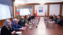 Akar ve Hasanov savunma ilişkilerini görüştü
