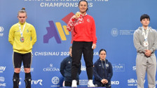 Aysel Özkan Avrupa Halter Şampiyonası'nda iki madalya kazandı