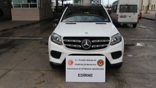 Sahte emeklilik belgesiyle Türkiye'ye sokulmak istenen araçlar yakalandı