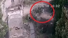 Osmaniye'de anne ve kızının elektrik akımına kapılma anı kamerada