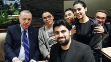 Cumhurbaşkanı Erdoğan’dan Ankara’da sürpriz kafe ziyareti
