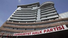 CHP'li belediyelere yönelik yolsuzluk soruşturmasında Aykut Erdoğdu dahil 8 isim tutuklandı