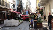 Beyoğlu’nda 7 katlı iş yerinde korkutan yangın