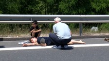 İstanbul'da göz yaşartan manzara: Kuzey Marmara'da kaza yapan annesinin başından ayrılmadı