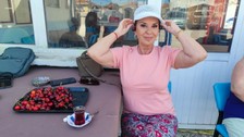 Perihan Savaş, Şarköy'de kiraz hasadına katıldı