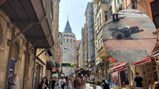 Galata Kulesi'nden düşen 22 yaşındaki genç yaşamını yitirdi