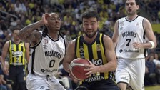 Fenerbahçe Beko Beşiktaş Fibabanka karşısında final serisinde durumu 2-0'a getirdi
