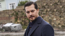 Çağatay Ulusoy’dan radikal değişim: Yeni imajıyla sosyal medyayı salladı!