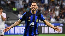 Hakan Çalhanoğlu'nun menajeri konuştu: Inter'de devam edecek