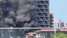 Ümraniye'de 4 katlı binada yangın!