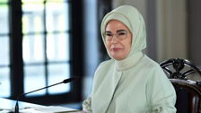 Emine Erdoğan: Malazgirt Zaferi'nin 954'üncü yılı kutlu olsun
