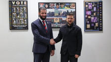 Zelenskiy ve Şara ABD'de bir araya geldi: İlişkilerde yeni sayfa
