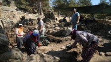 Syedra Antik Kenti kazılarına halk da katılıyor