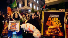 Üsküdar'da İsrail boykotu: McDonald's karşıtı protesto büyüyor