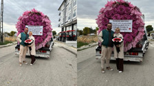 Çekiciyle dev bir çiçek buketi göndererek eşinden özür diledi