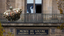 Yüzyılın soygununu geride bıraktı: Louvre Müzesi'nde güvenlik planı nasıl çöktü?