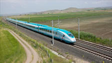 Bakan Uraloğlu'ndan hızlı tren ve 5G müjdesi: Tarih vererek açıkladı