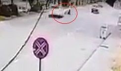 Yolun karşısına geçerken otomobil çarptı! 8 aylık hamile öğretmen hayatını kaybetti - Resim: 2