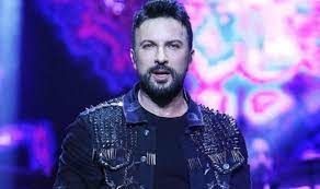 Yeni yıla Kıbrıs'ta lüks bir otelin sahnesinde girecek olan Tarkan 2023'e sayılı dakikalar kala sahneyi terk etti - Resim: 3