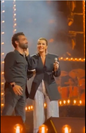 Konser esnasında romantik anlar: Sıla, İlker Kaleli'yi dudağından öptü - Resim: 4
