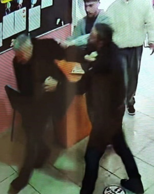 Bitlis'te okul müdürlerine saldırı kamerada