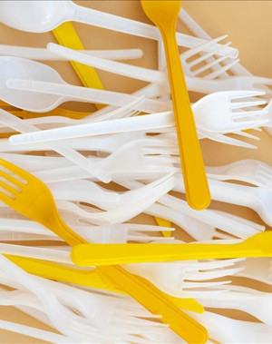 Plastik çatal, tabak ve pipetler yasaklanıyor