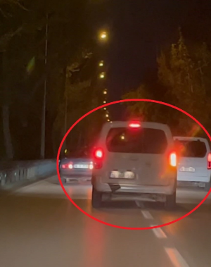 Bursa'da kargo aracını çalan hırsızı polis kovaladı