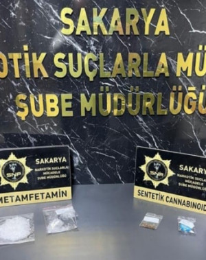 Sakarya’da otoyol gişelerinde uyuşturucu operasyonu: 2 tutuklama