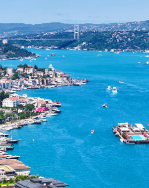 İstanbul Boğazı'nda göz kamaştıran manzara