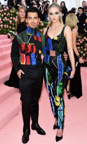 Game of Thrones'un Sansa Stark'ı Sophie Turner boşanıyor! Turner 4 yıllık eşi Joe Jonas boşanıyor! Ayrılığın şoke eden sebebi... - Resim: 3