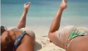 Survivor aşk adasına döndü! Yunanistan'da kameralara aldırmadan yaptıkları ağızları açık bıraktı - Resim: 3