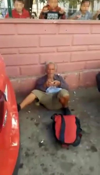 Antalya'da ilkokul öğrencilerinin gözü önünde mide bulandıran olaya mahalleli tepkisi - Resim : 3