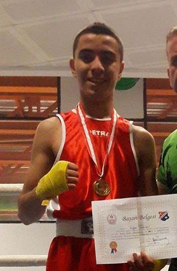 Mersin'de korkunç olay: Oto yıkamacıda 3 gencin cansız bedeni bulundu - Resim: 3