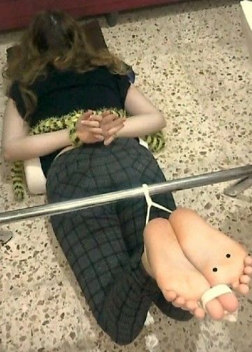 Para karşılığı kadınları falakaya yatırdı! Kargocunun cezasında indirim - Resim: 11