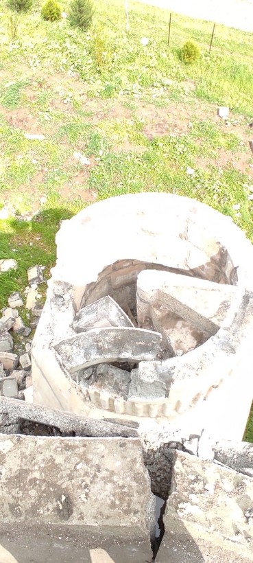 Diyarbakır'ın Silvan ilçesinde fırtına minareleri yıktı, çatılar uçtu - Resim: 7