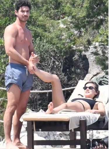 Kaan Yıldırım'ın Pınar Deniz'e aldığı yüzük göründü! Çapkın oyuncu hem Hande Erçel'i hem de Pınar Deniz'i aynı mekana götürünce olanlar oldu - Resim: 17