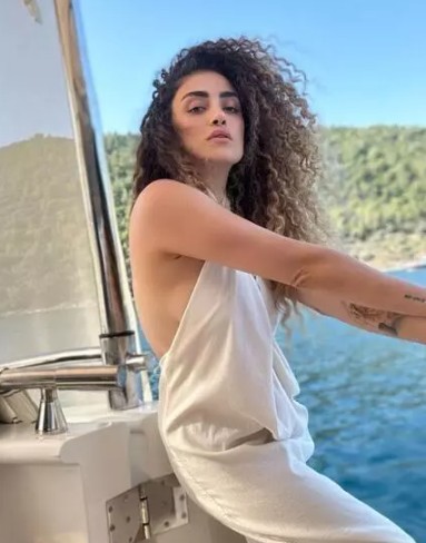 İbrahim Tatlıses'in kızı Dilan Çıtak iddialı yatak pozunu paylaştı! Kocası bakın ne yorum yaptı - Resim: 4