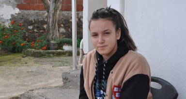 Lise öğrencisinin ölümden döndüğü kaza kamerada