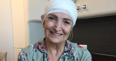 'Delirten hastalık' sağlam dişlerine mâl oldu, talihsiz kadın 8 sene sonra şifa buldu