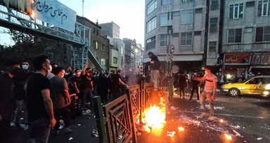 Fransa'da korkunç olay! İranlı Muhammed Muradi, ülkesindeki baskıyı protesto etmek için intihar etti