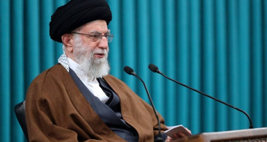 İran dini lideri Hamaney İsrail'e lanet okudu