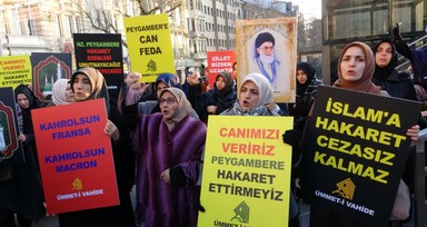 Fransız karikatür dergisi İstanbul’da protesto edildi