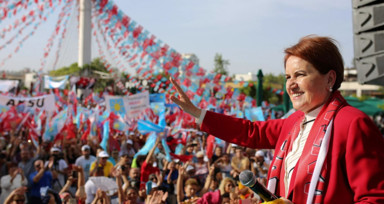 Seçim startını resmen veren Akşener'den ilk seçim videosu! Billboardlardaki gibi İmamoğlu'na yine geniş yer verdi