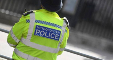 İngiltere bu skandalı konuşuyor! Polis onlarca kadına tecavüz ettiğini itiraf etti
