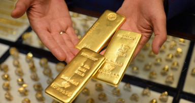 Dolar, FED ve Japonya haberleri ortalığı karıştırdı! Altın fiyatları bir anda sert düşüş yaşadı yatırımcısı şaşırdı! Altının düşme nedeni ne?