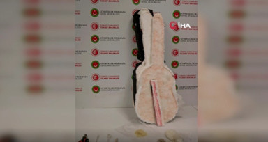 İstanbul Havalimanı'nda gitar kılıfından ve terlik tabanından uyuşturucu çıktı
